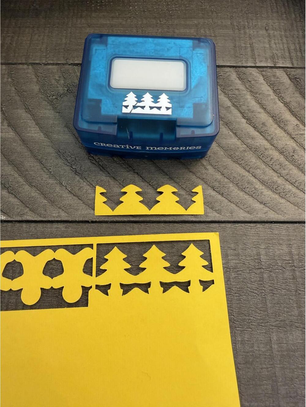 Creative Memories Evergreen Border Maker Shape Punch Cartridge